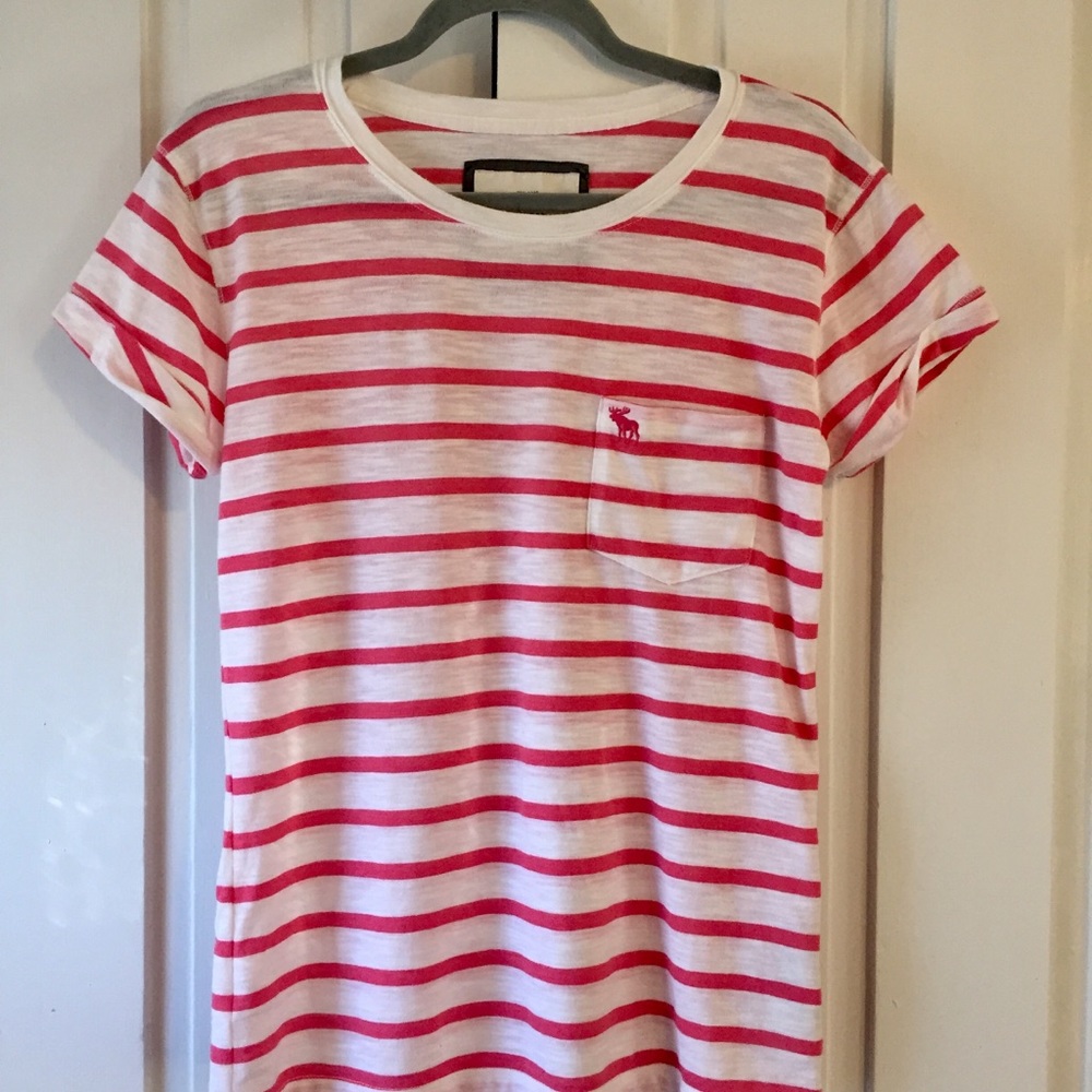 Abercrombie & Fitch Pink & White Striped T-Shirt - Medium
